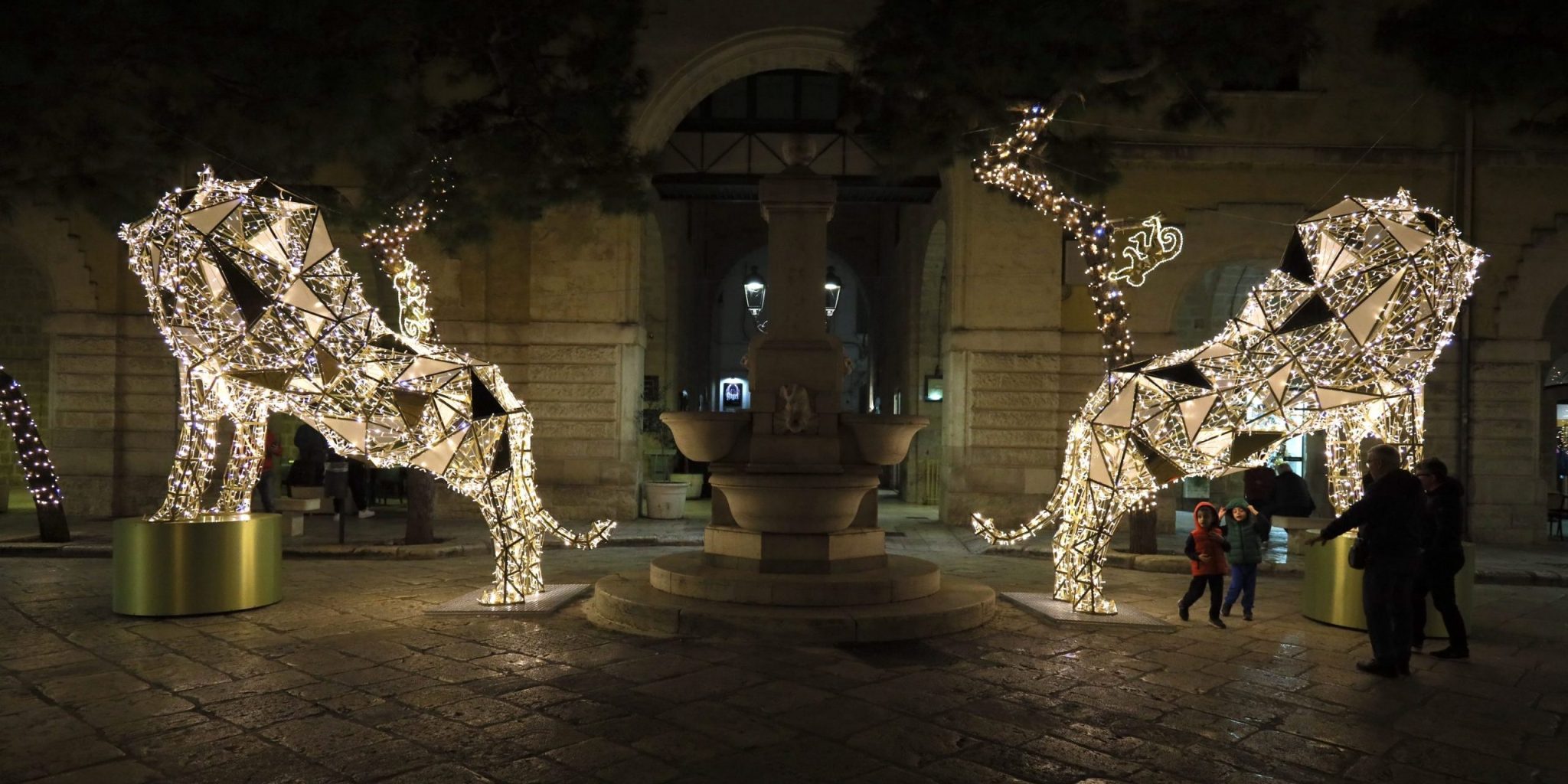 150 Mini Animali In Resina Luminosi Che Si Illuminano Al Buio - Piccole Decorazioni Fai Da Te Per Giardino, Acquario E Piante
